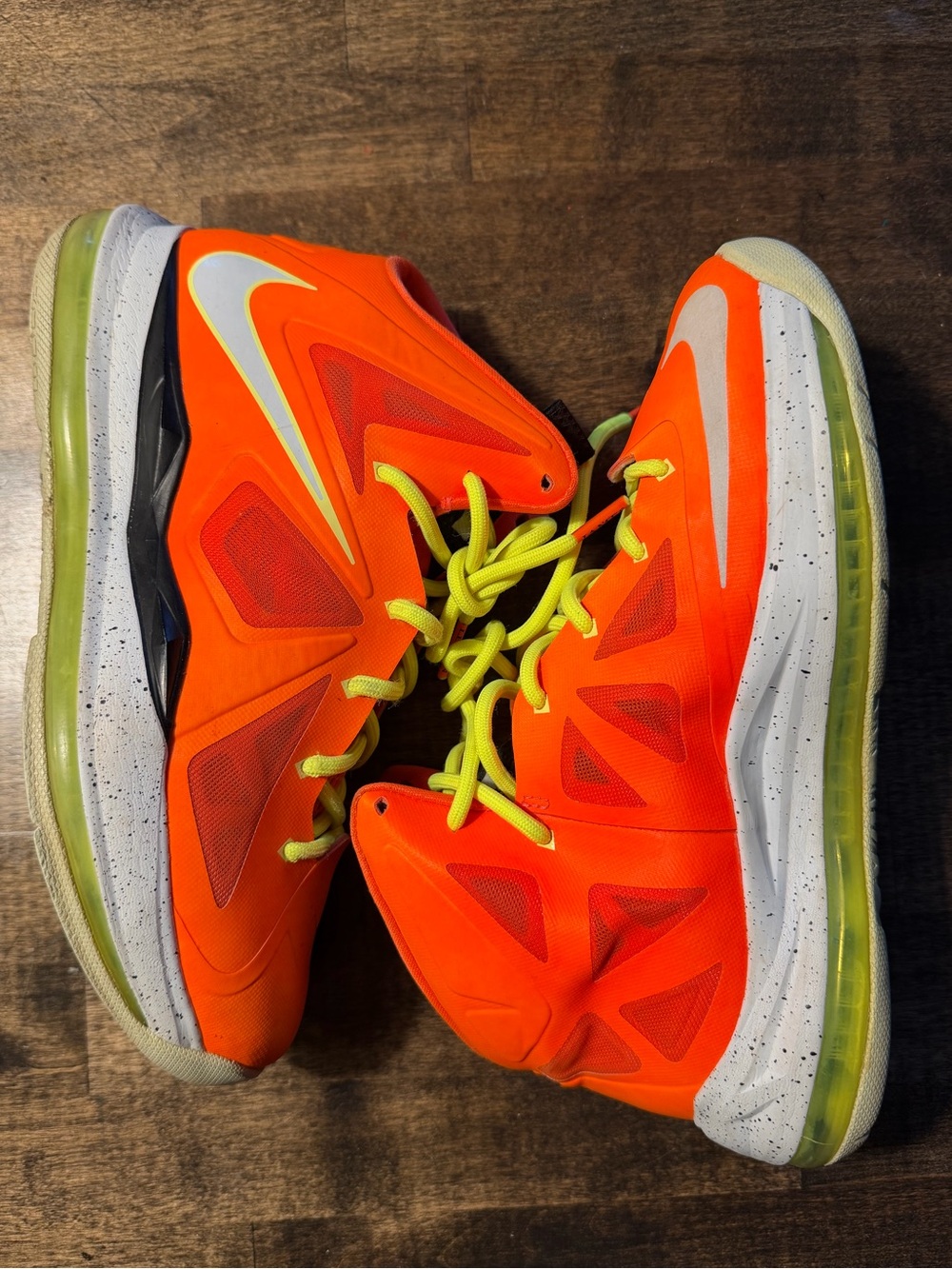 Nike Lebron Elite Bright Crimson 6.5 Y
